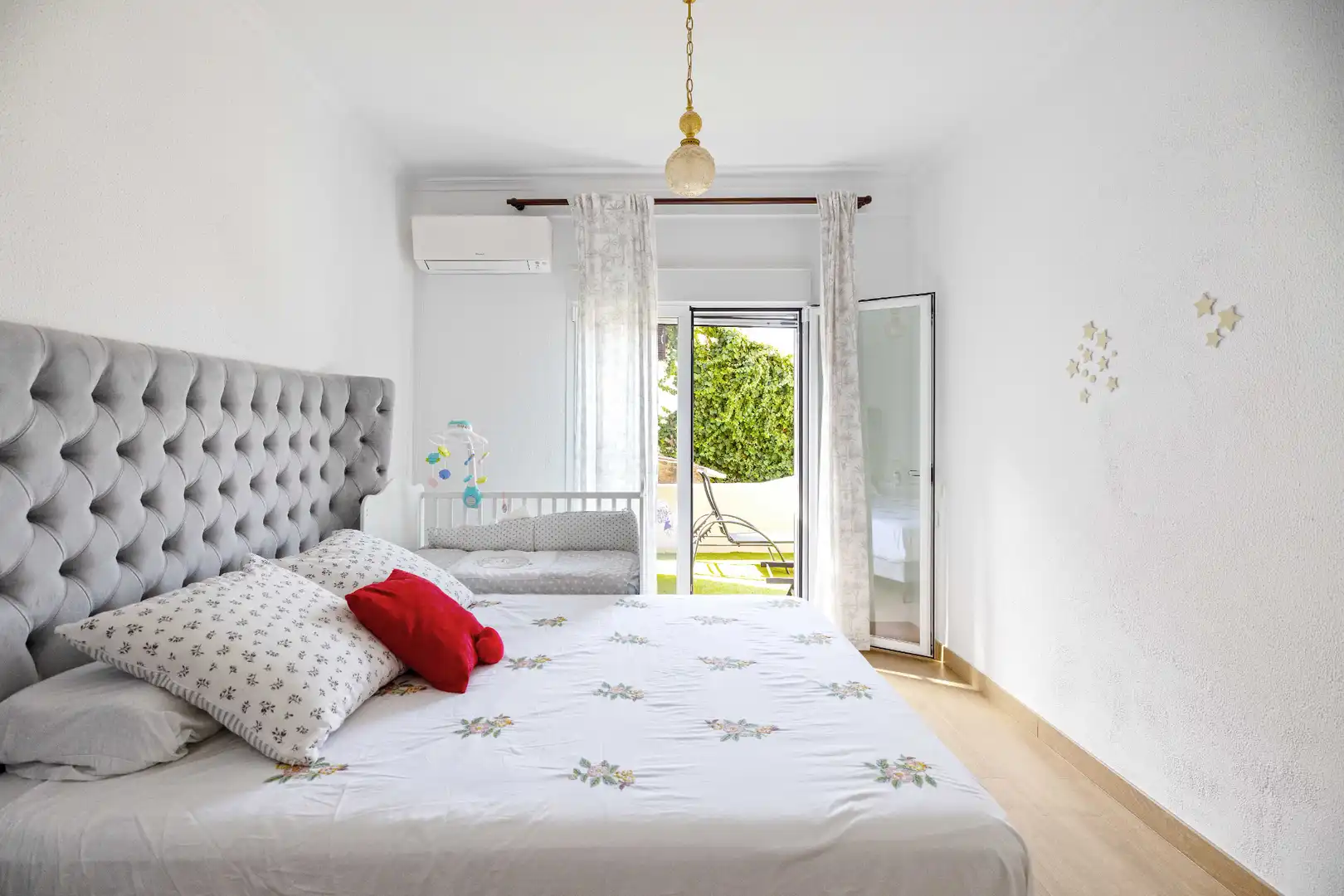 Bedroom of Houses for sale in Málaga  with Air Conditioner, Heating and Private garden