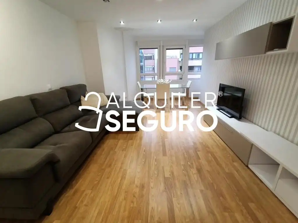 Piso de alquiler en Alfonso El Sabio, Barrio del Centro