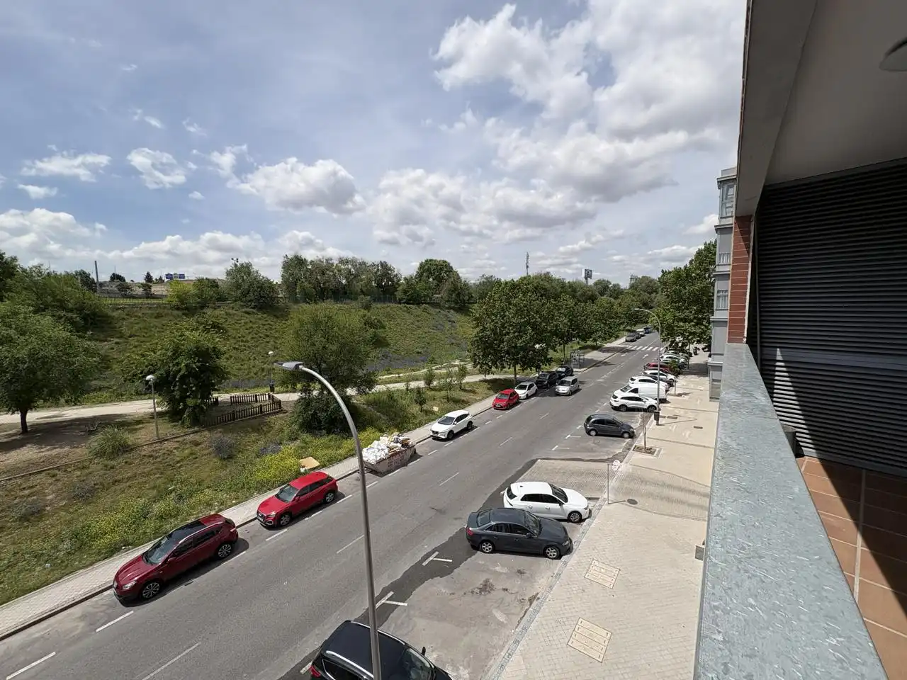 Vista exterior de Pis en venda en Madrid amb Calefacció, Terrassa i Traster