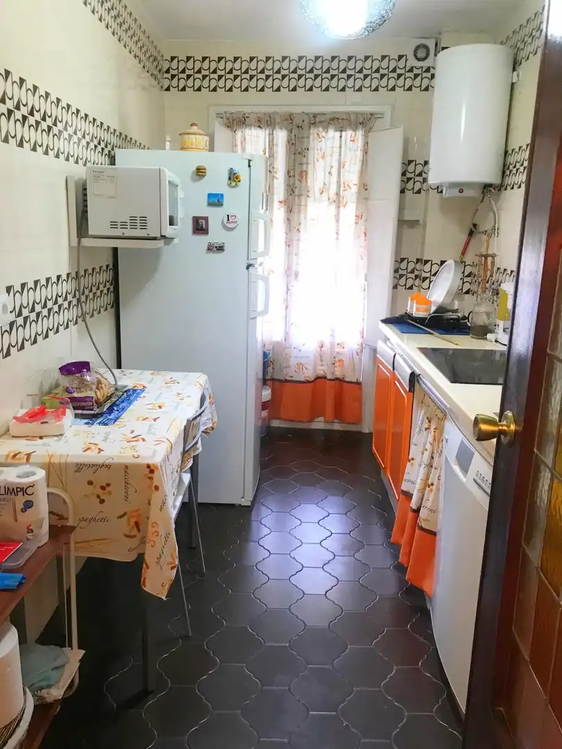 Küche von Wohnung zur Miete in Sevilla mit Klimaanlage, Terrasse und Möbliert
