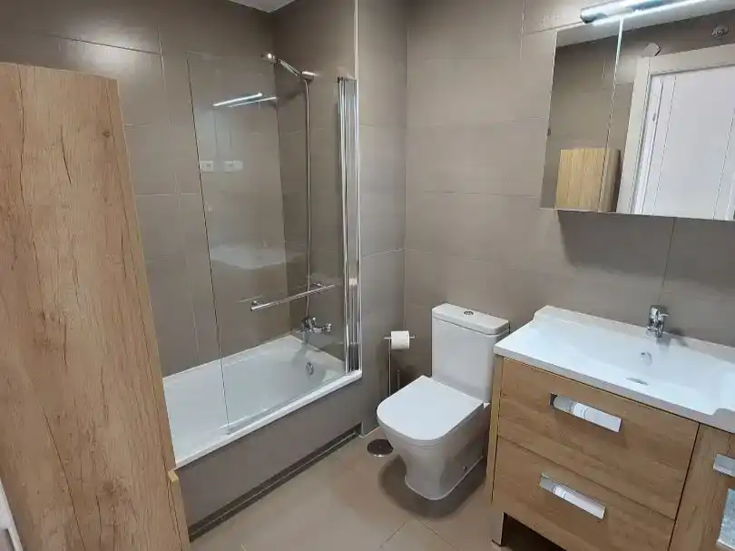 Baño de Piso en venta en Madrid con Aire acondicionado, Parquet y Trastero
