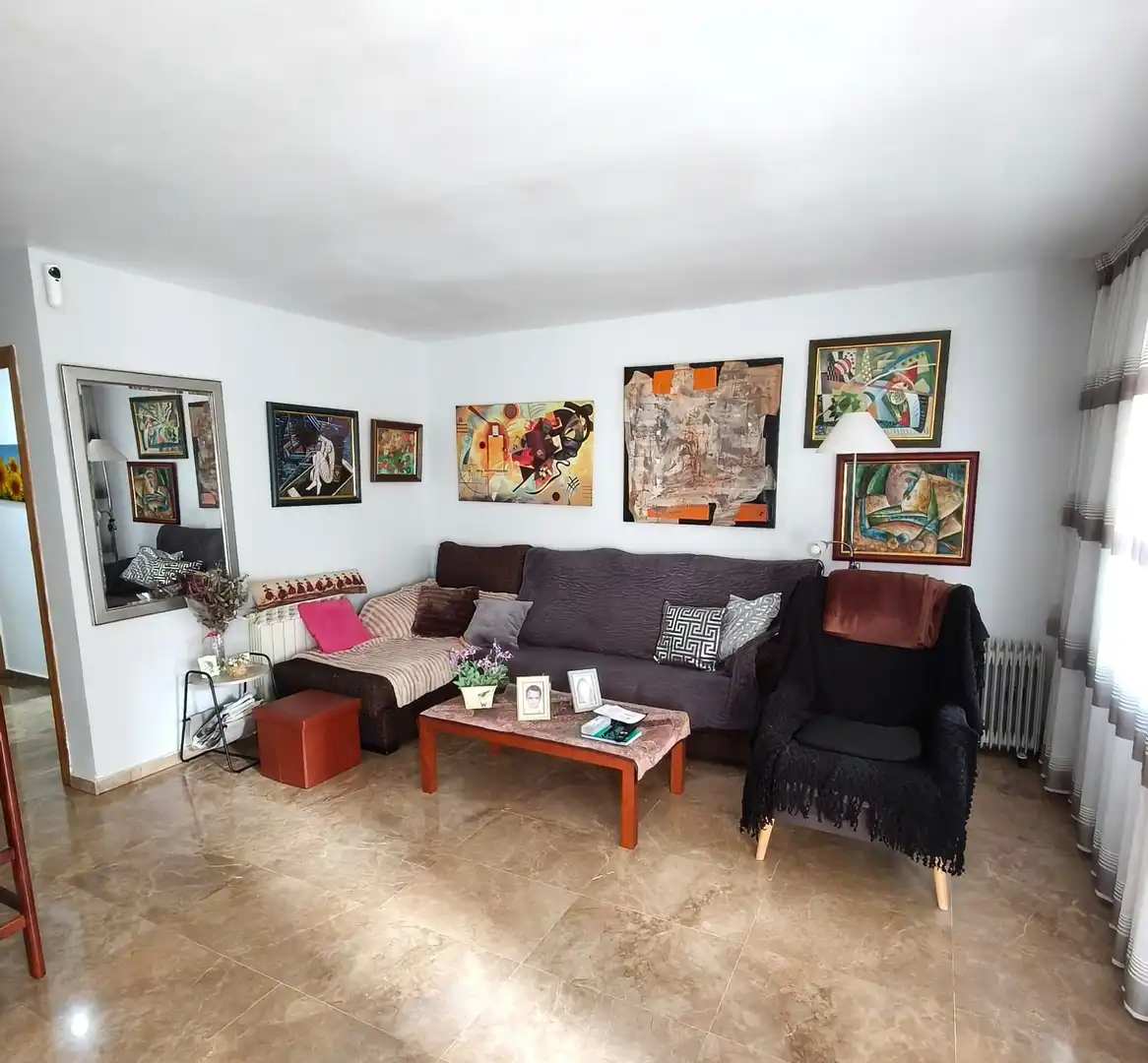 Wohnzimmer von Maisonette zum Verkauf in L'Hospitalet de Llobregat mit Klimaanlage, Heizung und Balkon