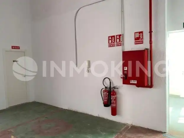 Industrial building to rent in Barrio de la Estación, imagen 19