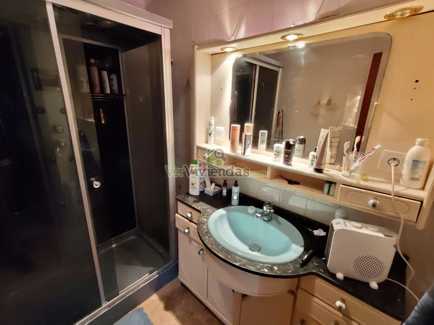 Bathroom of Houses for sale in Sant Quirze del Vallès  with Heating, Private garden and Swimming Pool