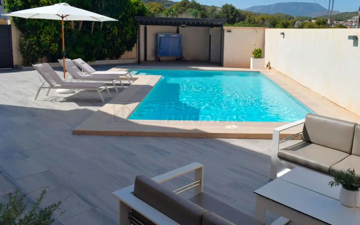 Chalet con piscina en venta en Escandinavia - Cautivador, imagen 2