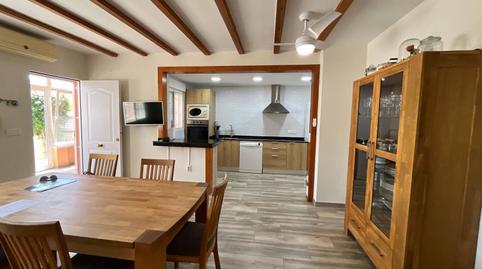 Foto 3 de Casa o xalet en venda a Calle de Finlandia, Puerto Marino, Alicante