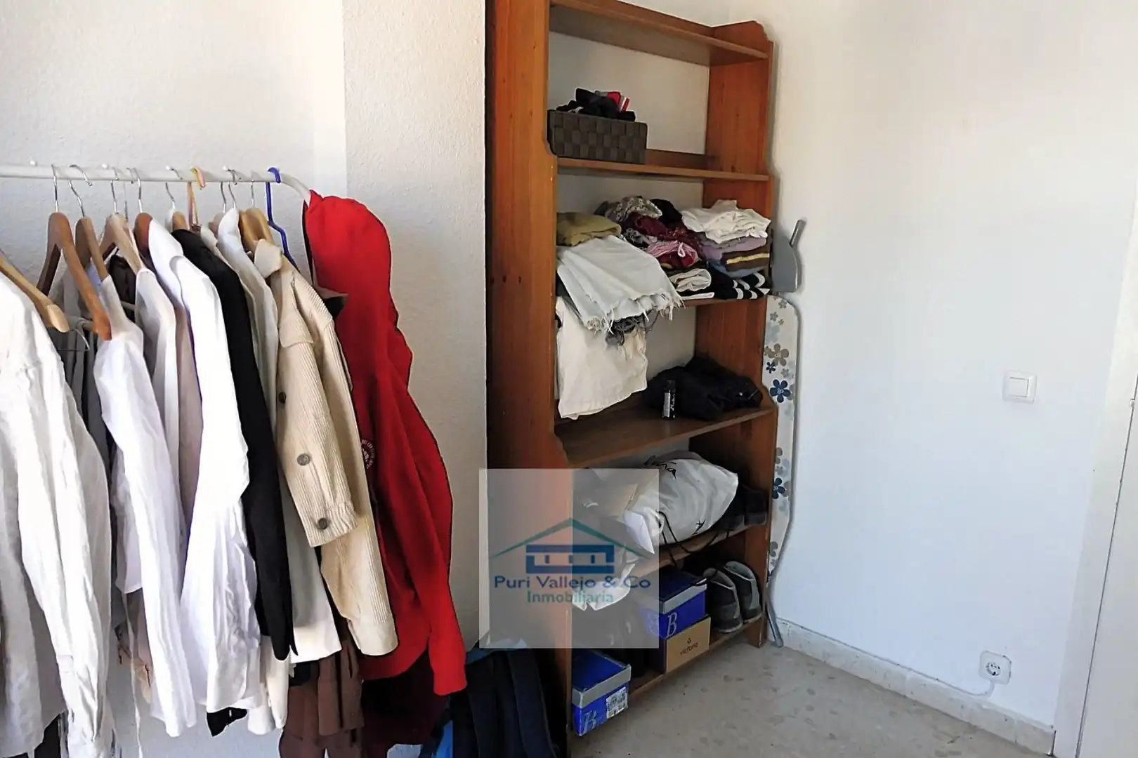 Habitación de Piso en venta en Córdoba con Aire acondicionado, Trastero y TV