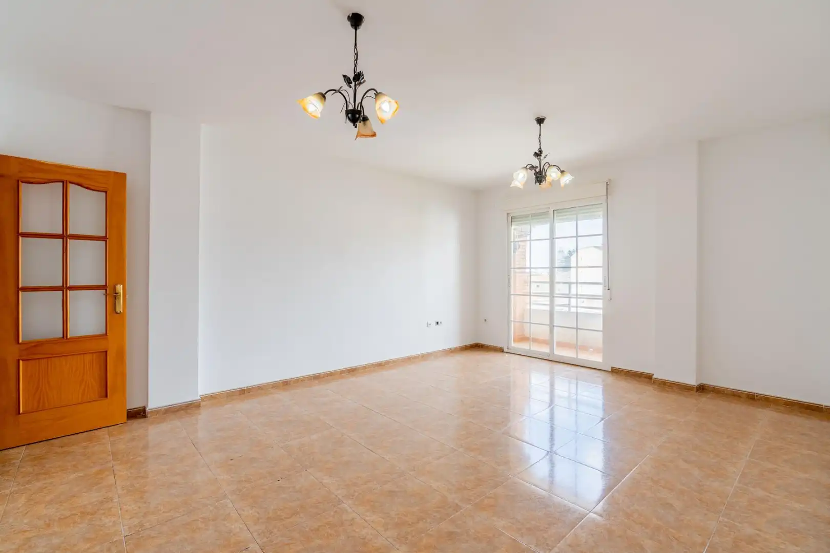 Comedor de Piso en venta en Motril con Trastero y Balcón