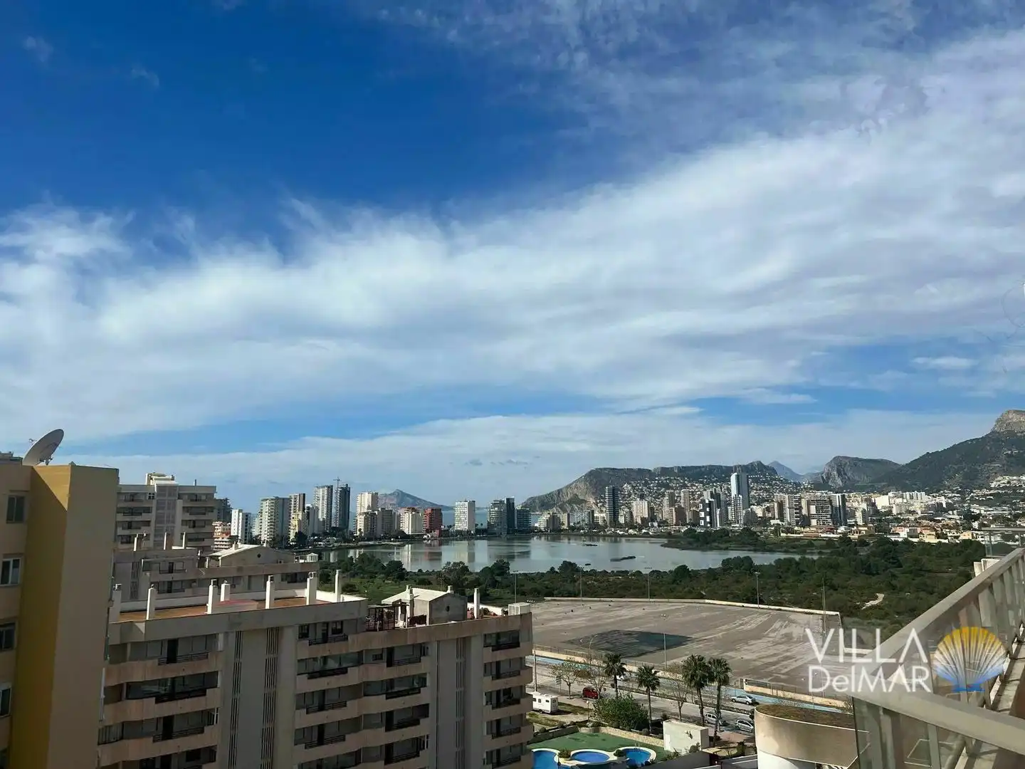 Vista exterior de Ático en venta en Calpe / Calp con Aire acondicionado, Calefacción y Terraza