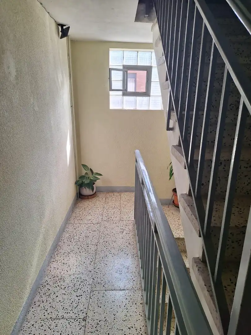 Piso en venta en Terrassa con Balcón