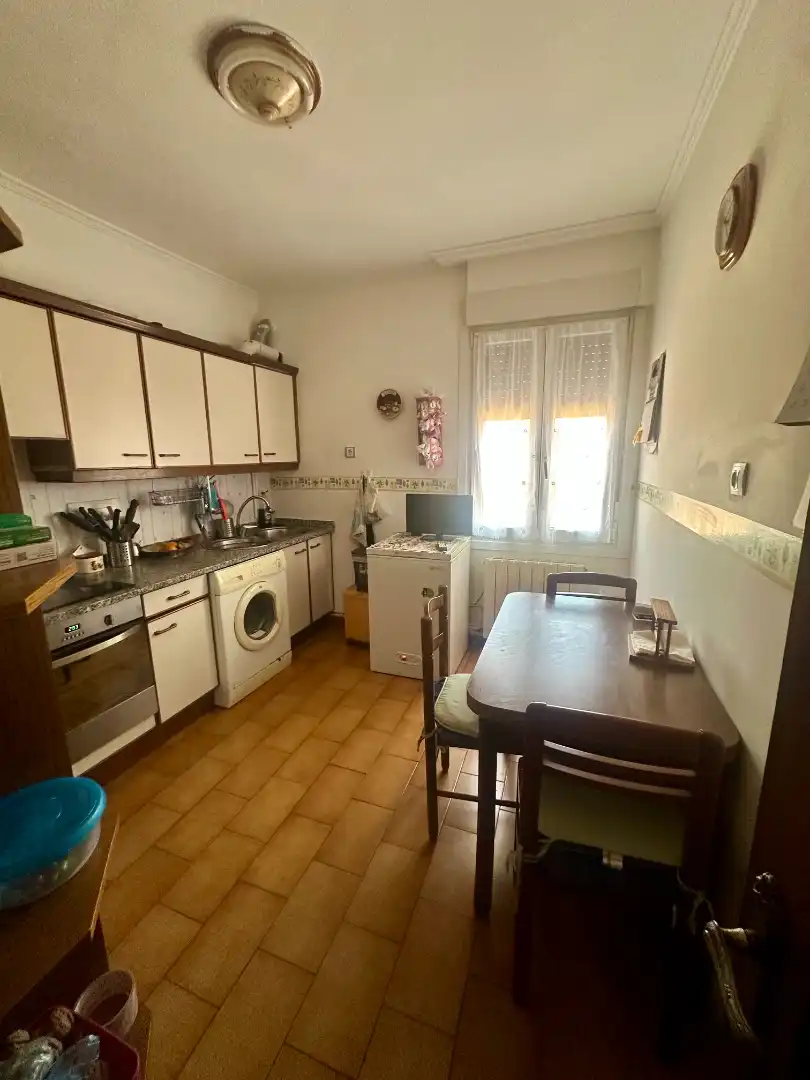 Kitchen of Flat for sale in Barakaldo   with Furnished