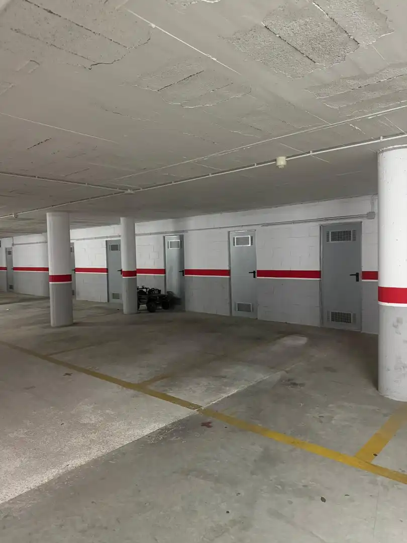 Aparcament de Garatge en venda en Igualada