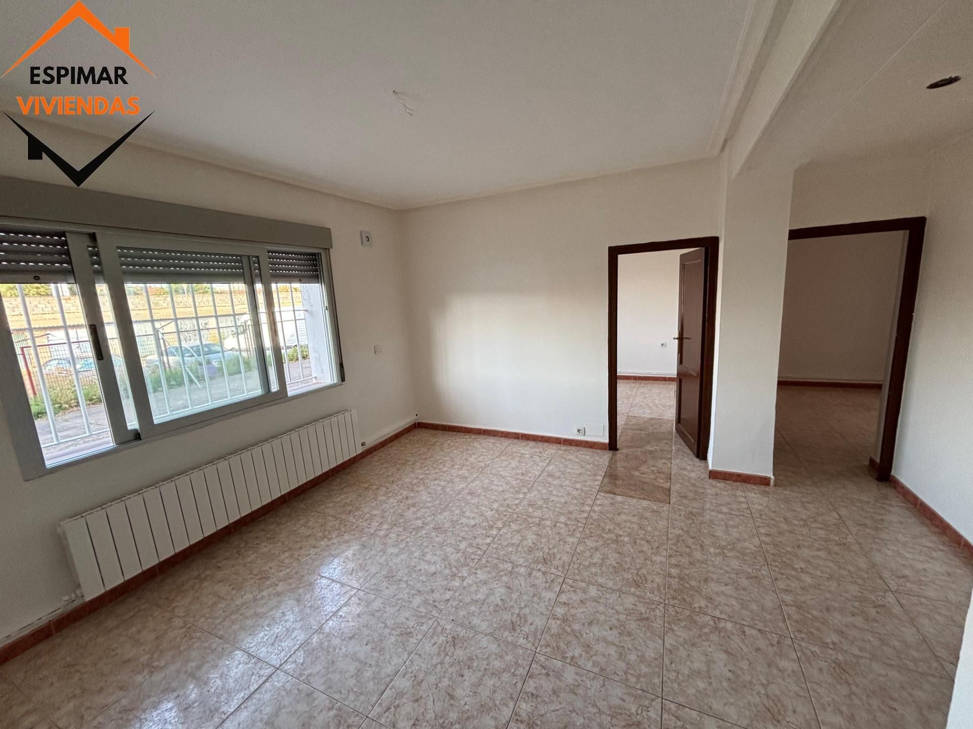 Living room of Flat for sale in  Zaragoza Capital  with Heating