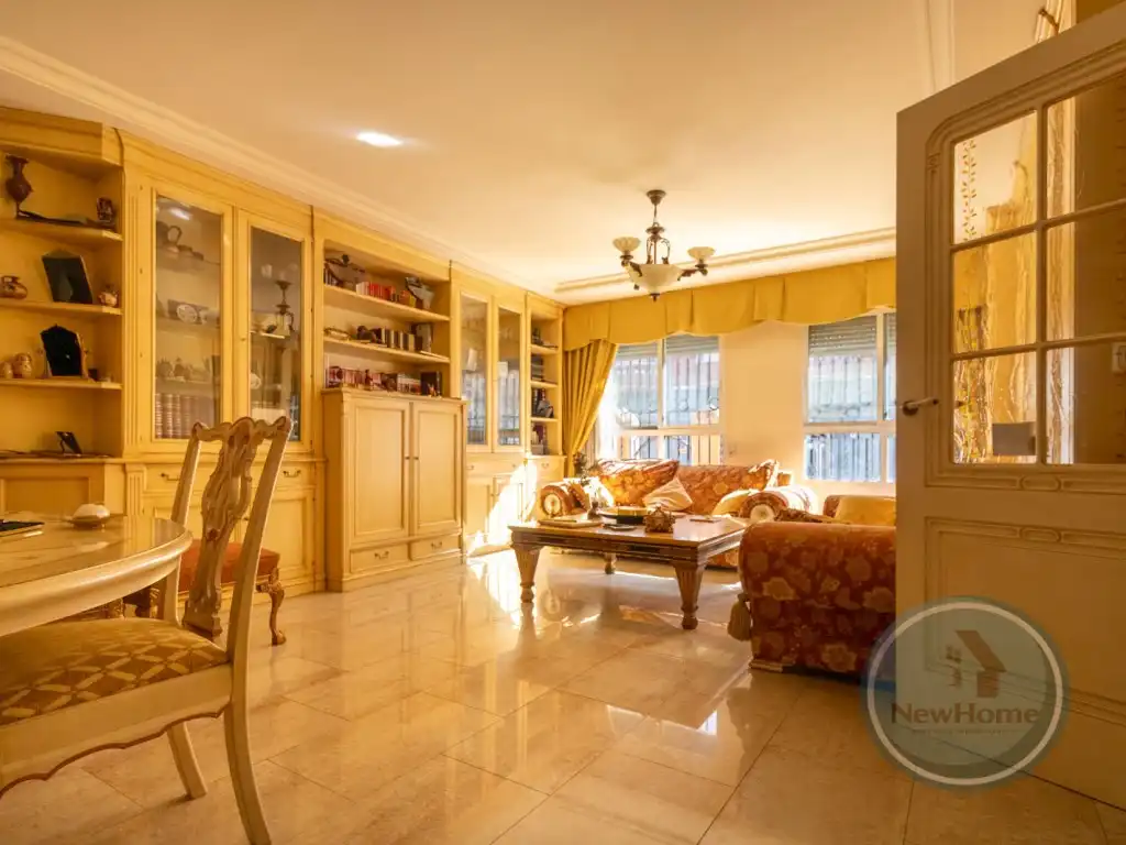 Casa adosada en venta en Crevillent