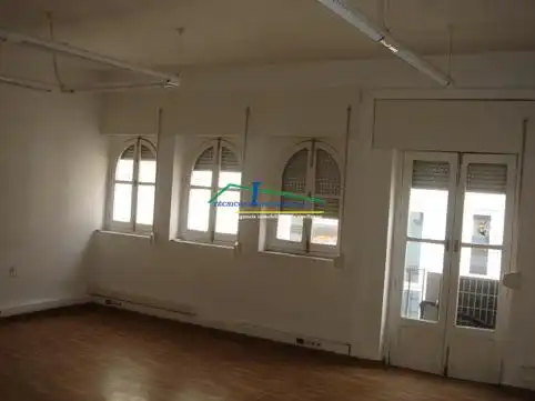 Oficina de alquiler en Centro