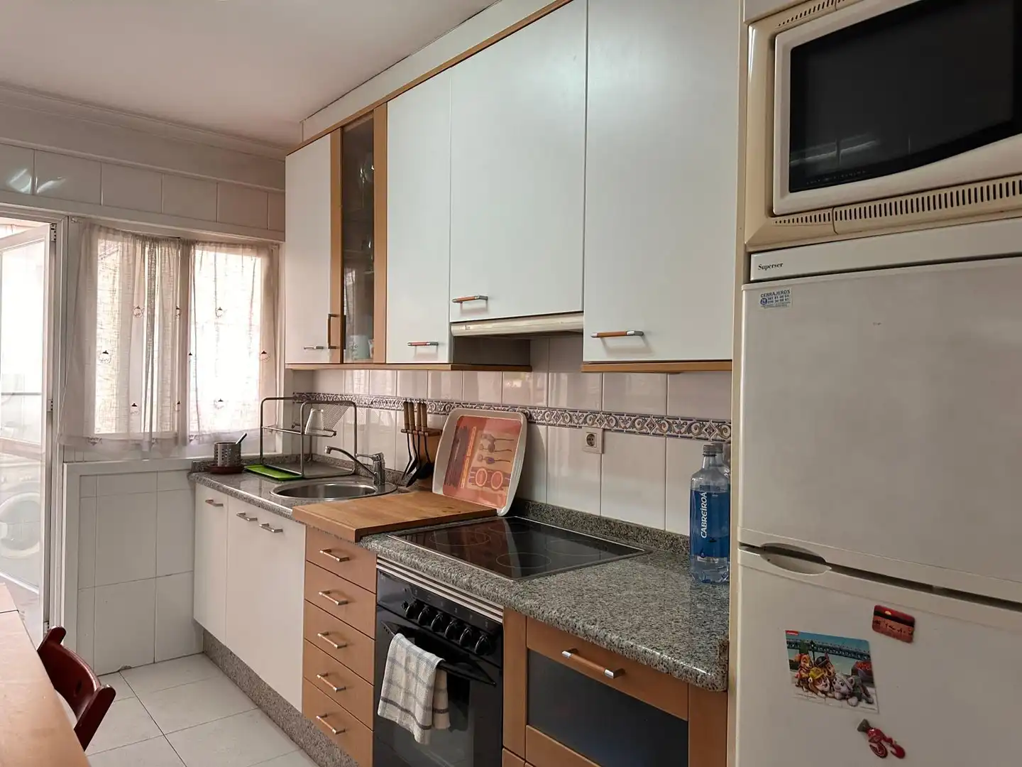 Cuina de Apartament en venda en Ames amb Calefacció, Parquet i Traster
