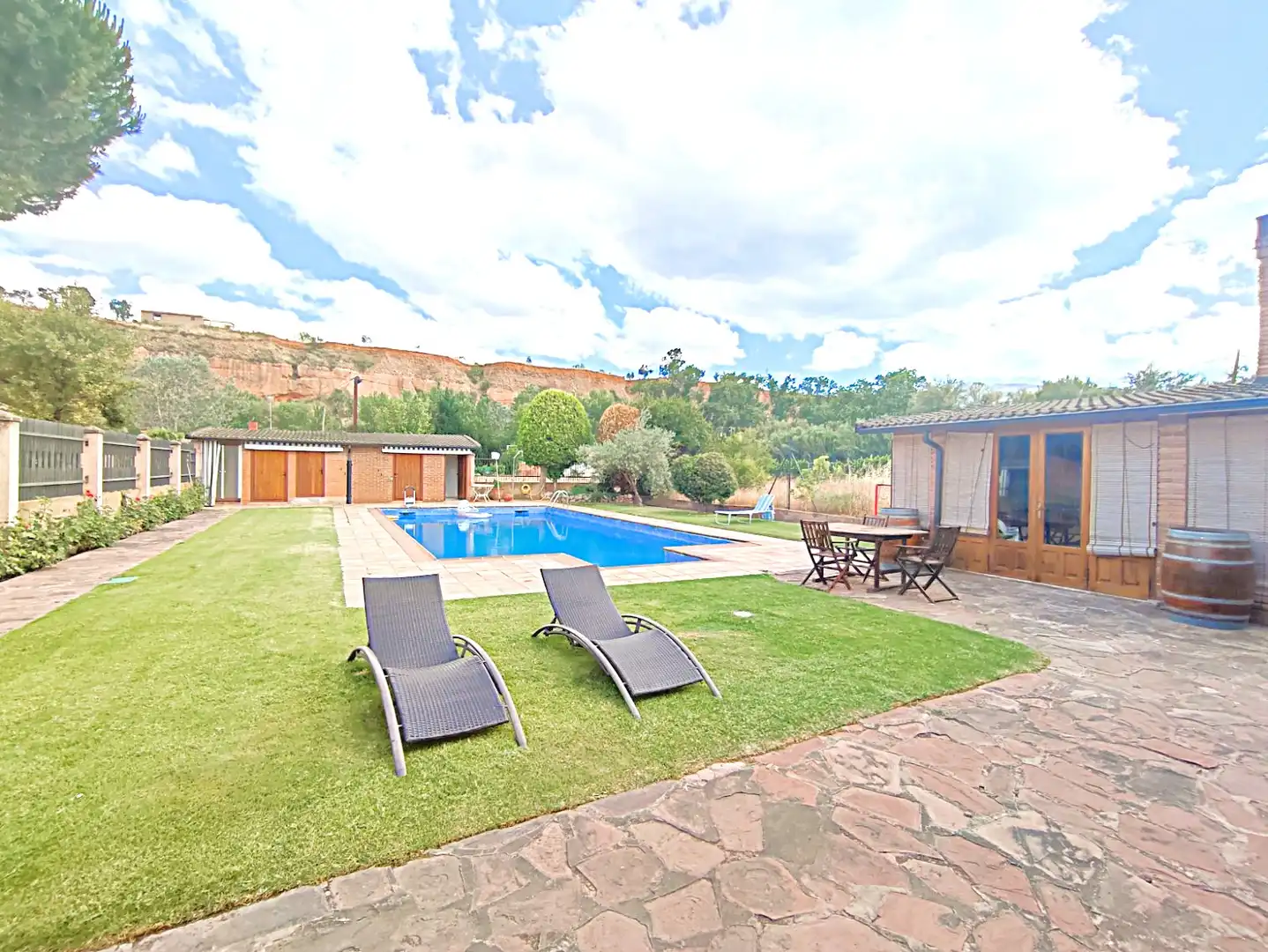 Piscina de Casa o chalet en venta en Arnedo con Aire acondicionado, Calefacción y Jardín privado