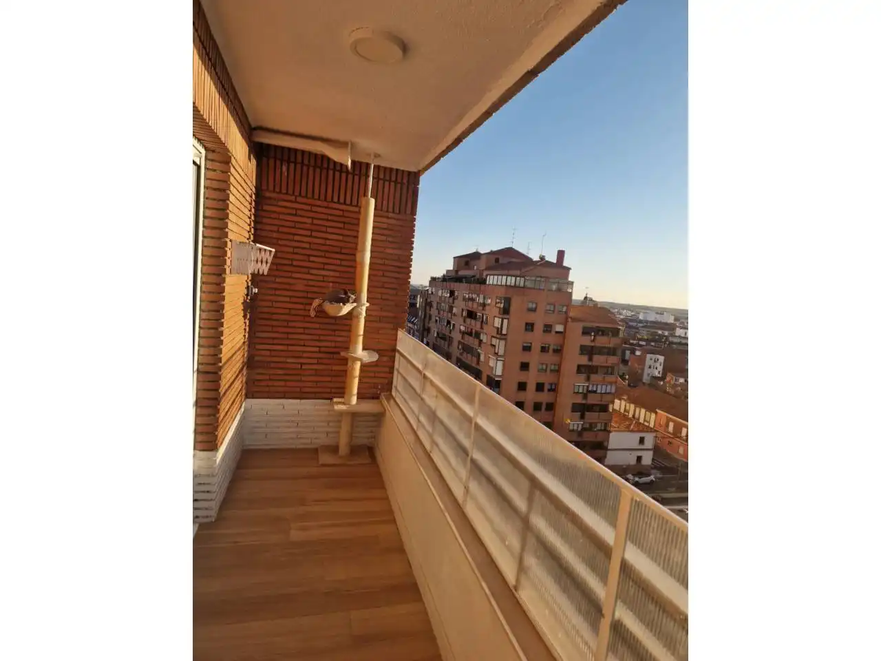 Terrasse von Dachboden zum Verkauf in León Capital  mit Heizung, Parkett und Terrasse