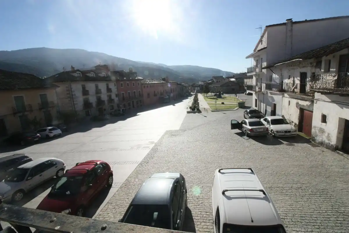 Vista exterior de Casa o xalet en venda en Mombeltrán