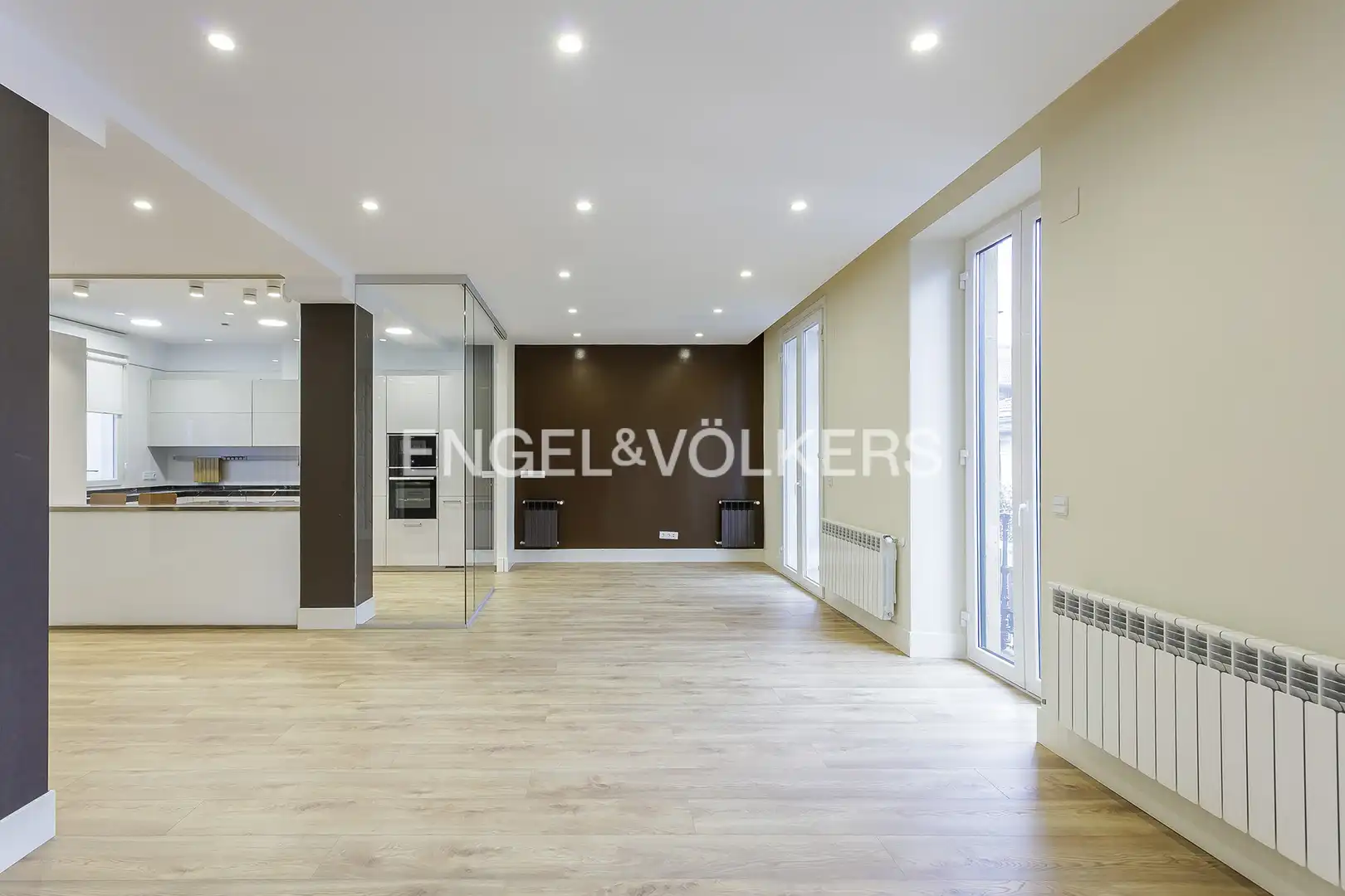Piso de alquiler en Bilbao  con Calefacción y Balcón