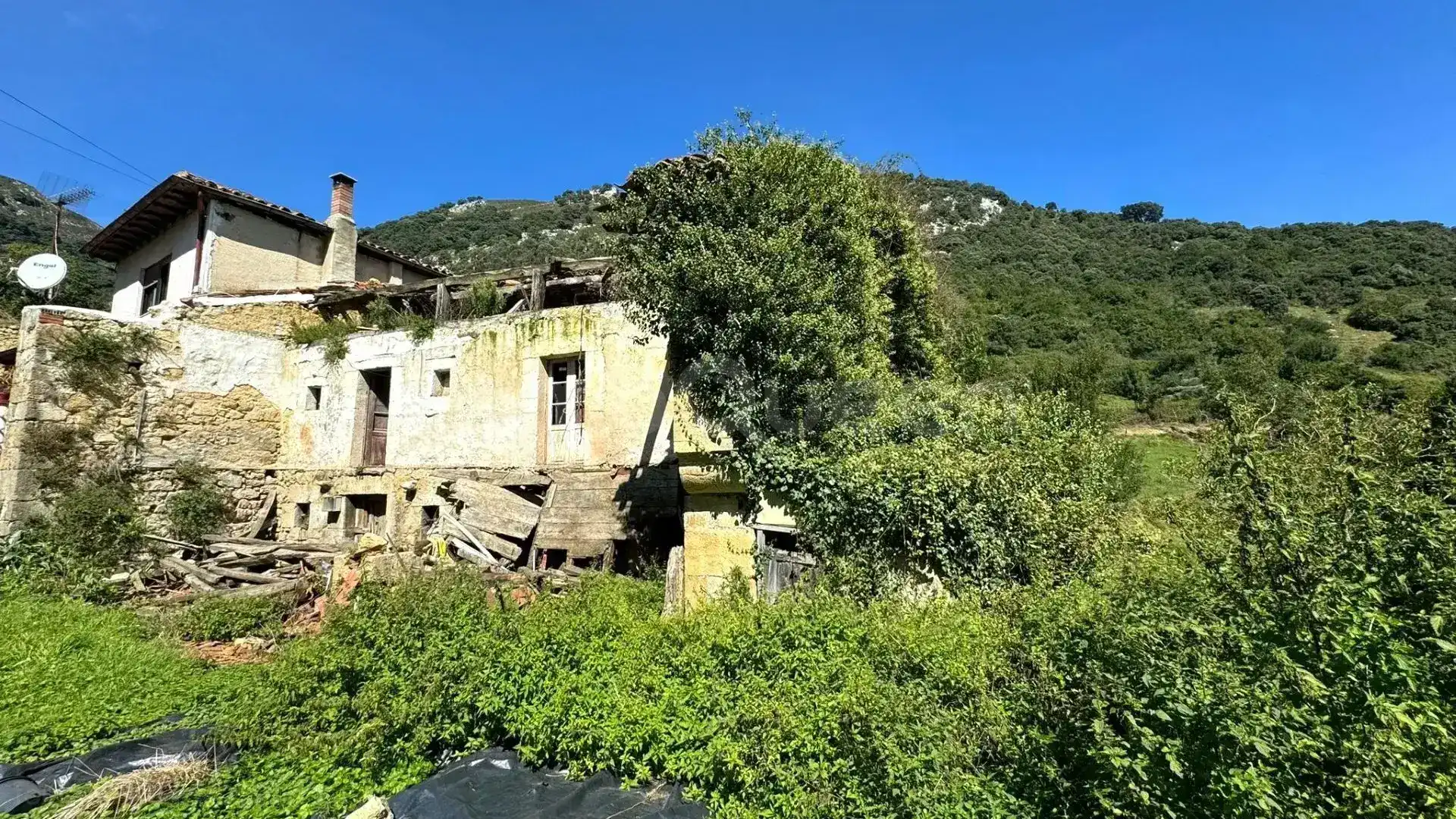 Casa amb jardí en venda a N/A