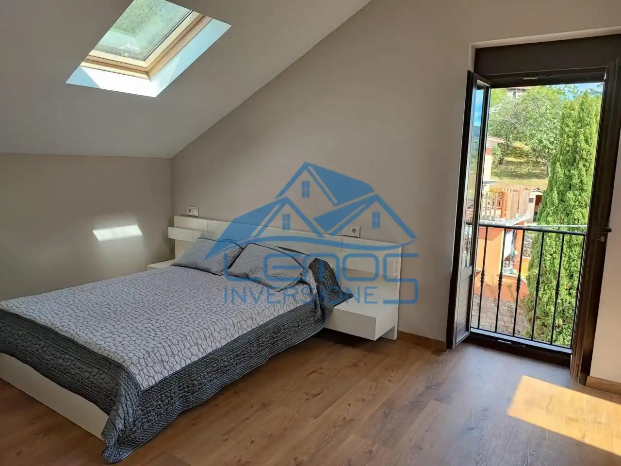 Bedroom of Houses for sale in Candamo  with Air Conditioner, Private garden and Terrace