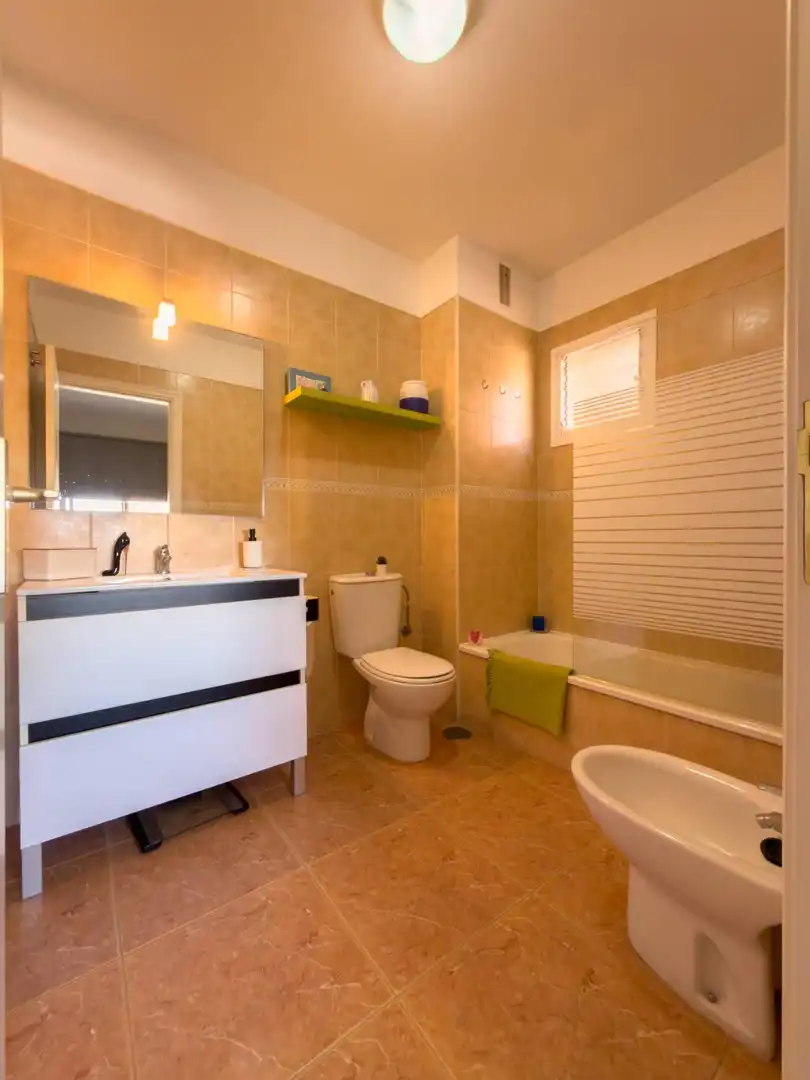 Baño de Piso en venta en Candelaria con Terraza y Piscina comunitaria