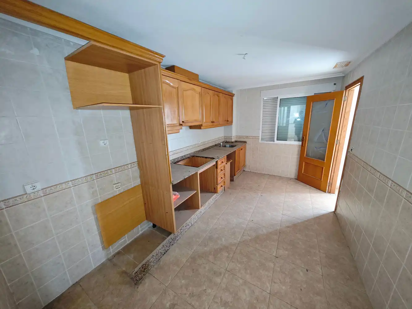 Cocina de Casa adosada en venta en Granja de Rocamora con Terraza y Trastero