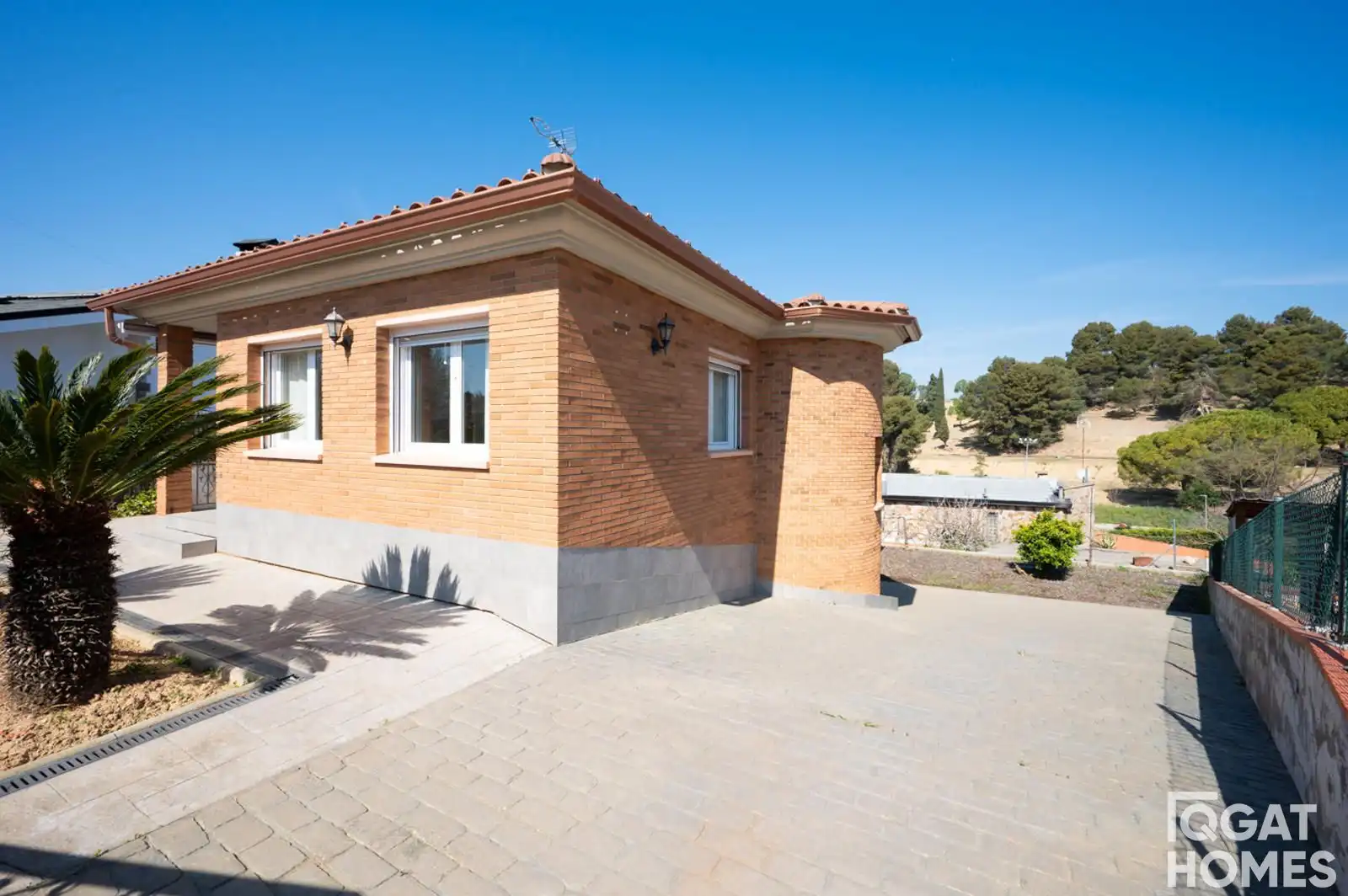Exterior view of Houses for sale in Sant Cugat del Vallès  with Air Conditioner, Heating and Terrace