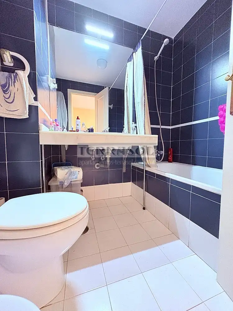 Bany de Apartament en venda en Vélez-Málaga amb Terrassa i Piscina