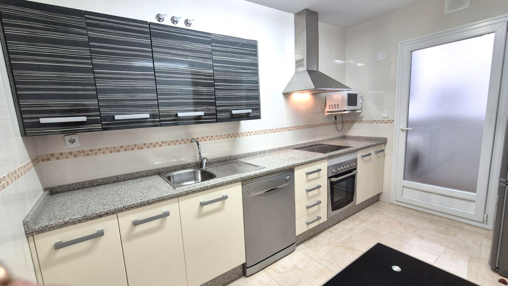 Piso en venta en Calle Hermanos Vidarte, San Roque - Ronda Norte