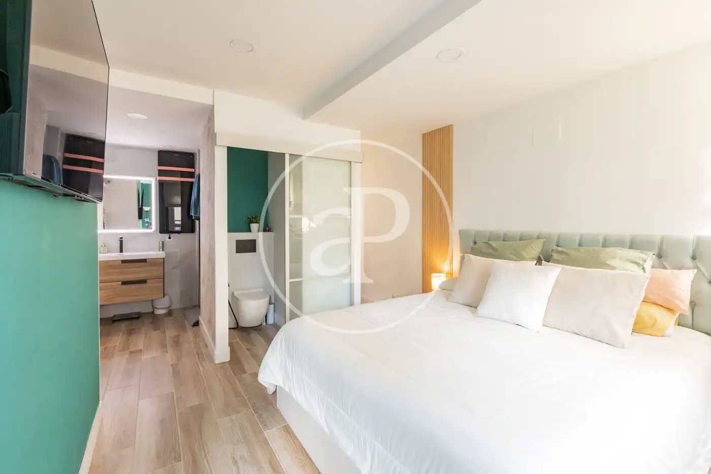 Dormitori de Loft en venda en San Sebastián de los Reyes amb Aire condicionat, Calefacció i Jardí privat