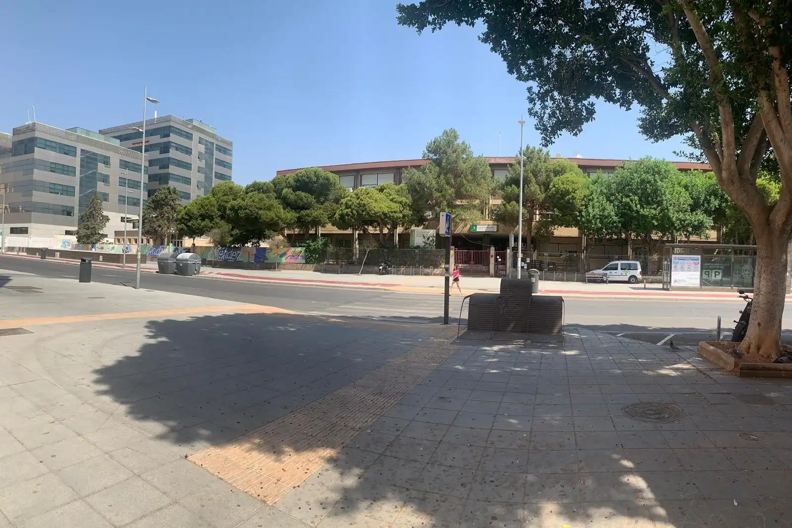 Vista exterior de Pis en venda en Almería amb Aire condicionat