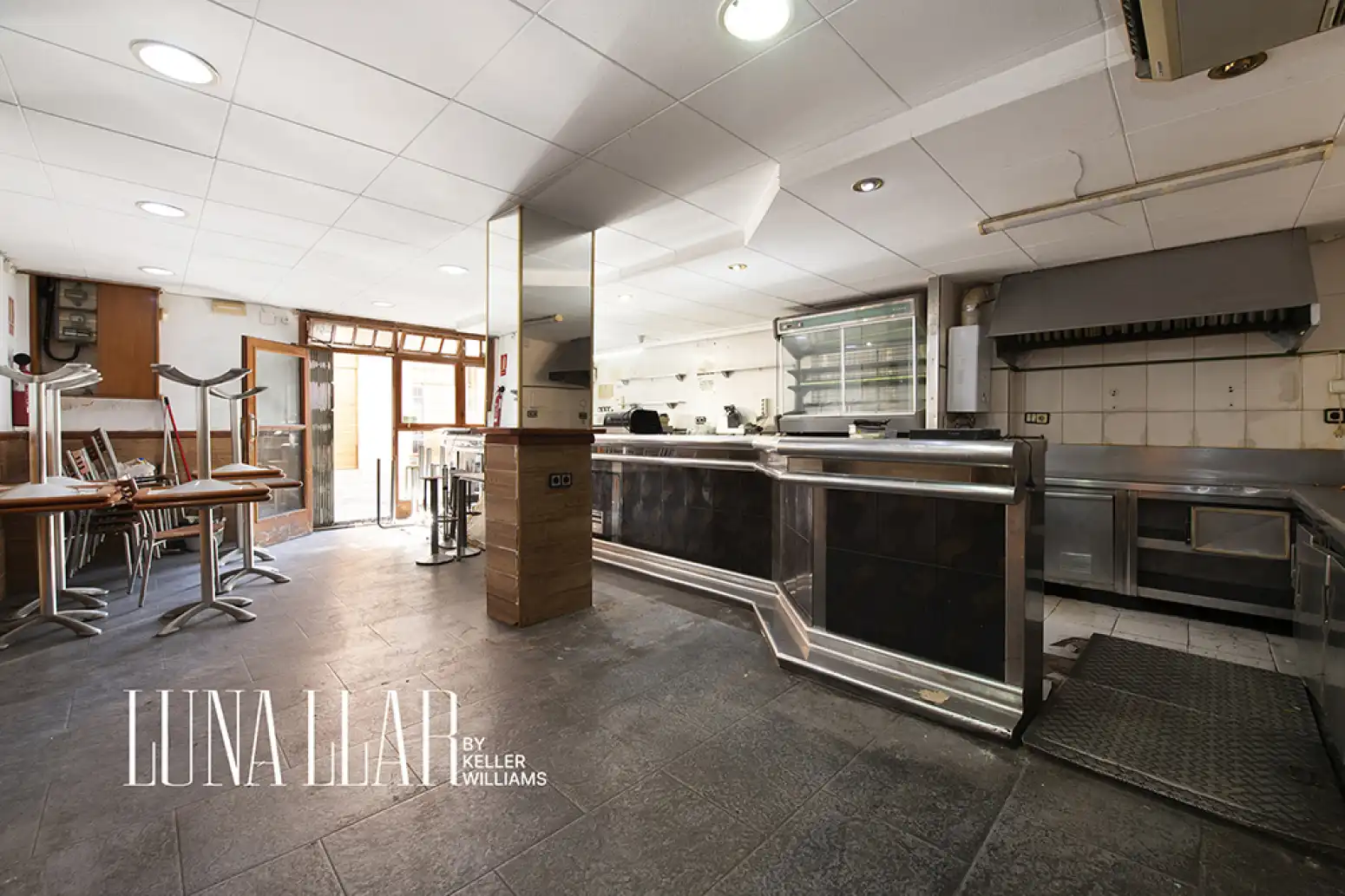 House for sale in Carrer Mare de Deu de Bruguers 4, imagen 5