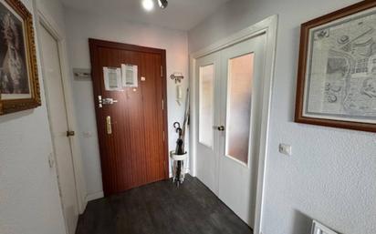 Flat for sale in Lozoyuela-Navas-Sieteiglesias  with Heating, Terrace and Furnished
