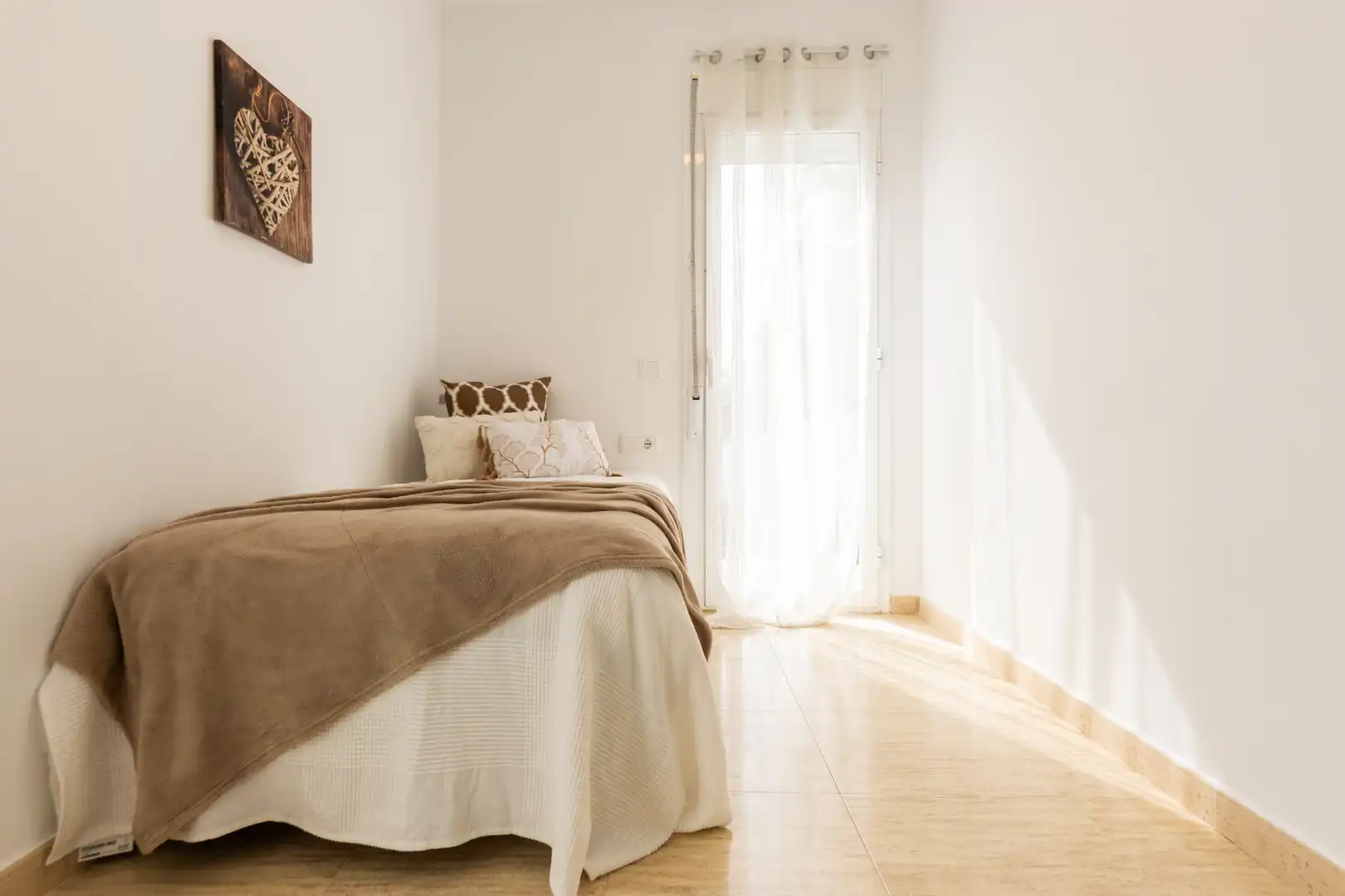 Dormitori de Casa adosada en venda en L'Ametlla de Mar  amb Jardí privat, Terrassa i Piscina