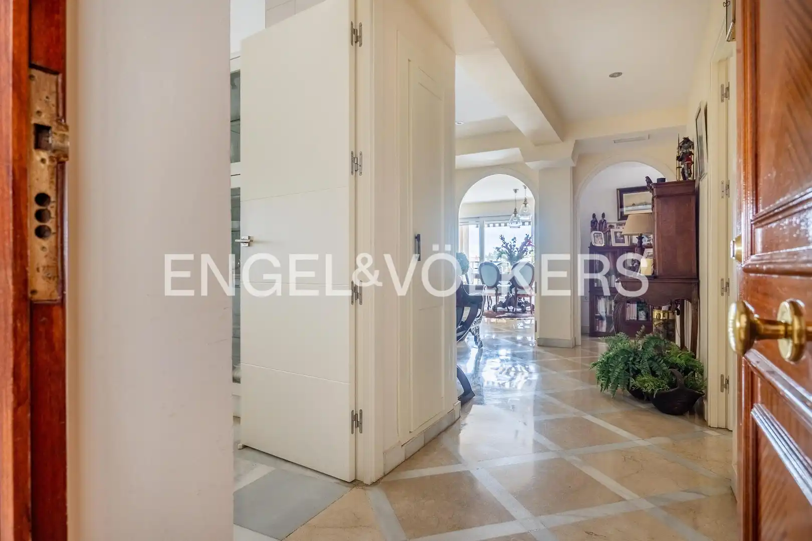 Flat for sale in Sevilla  with Heating, Private garden and Terrace