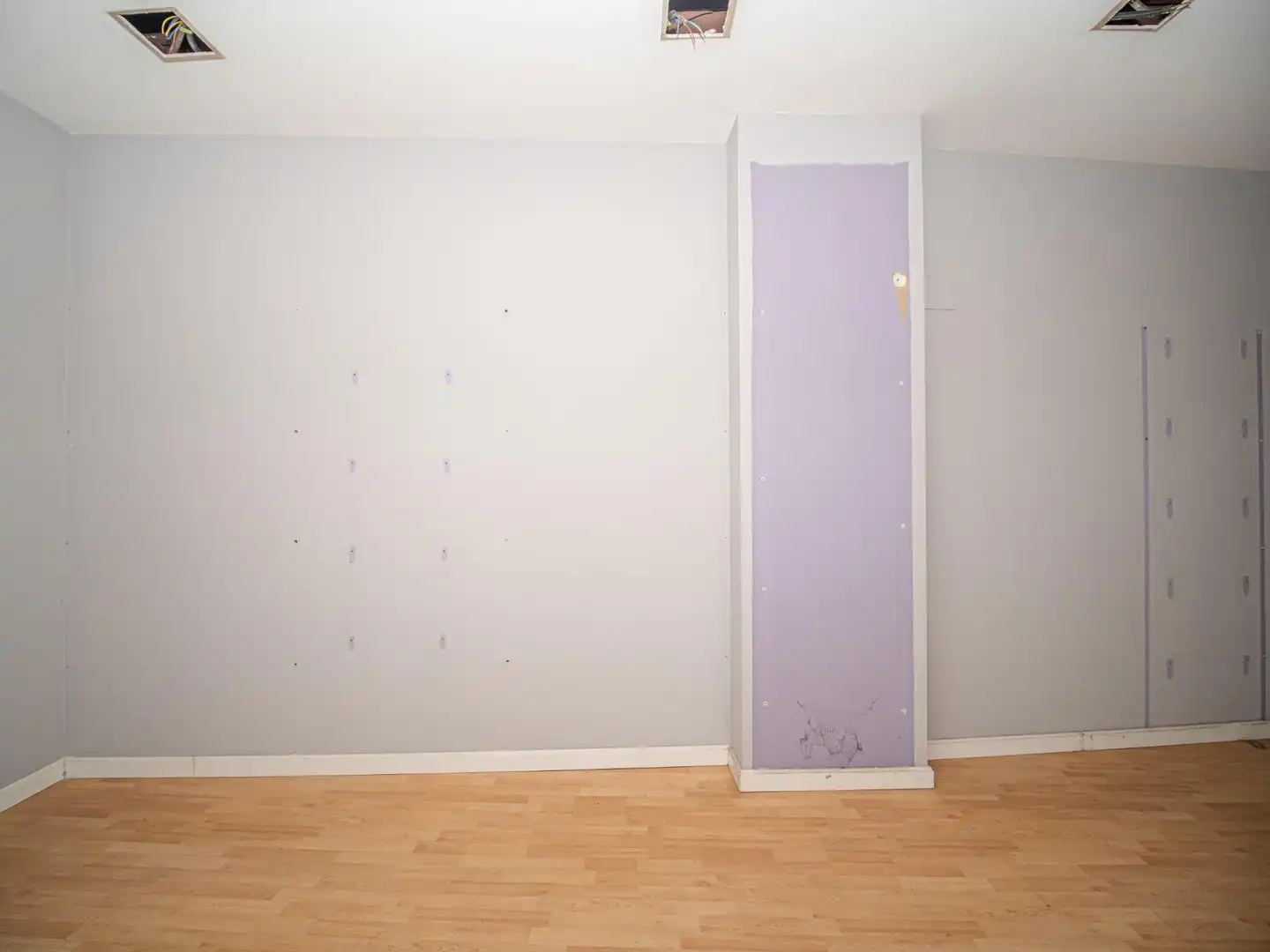 Habitación de Local en venta en Murcia
