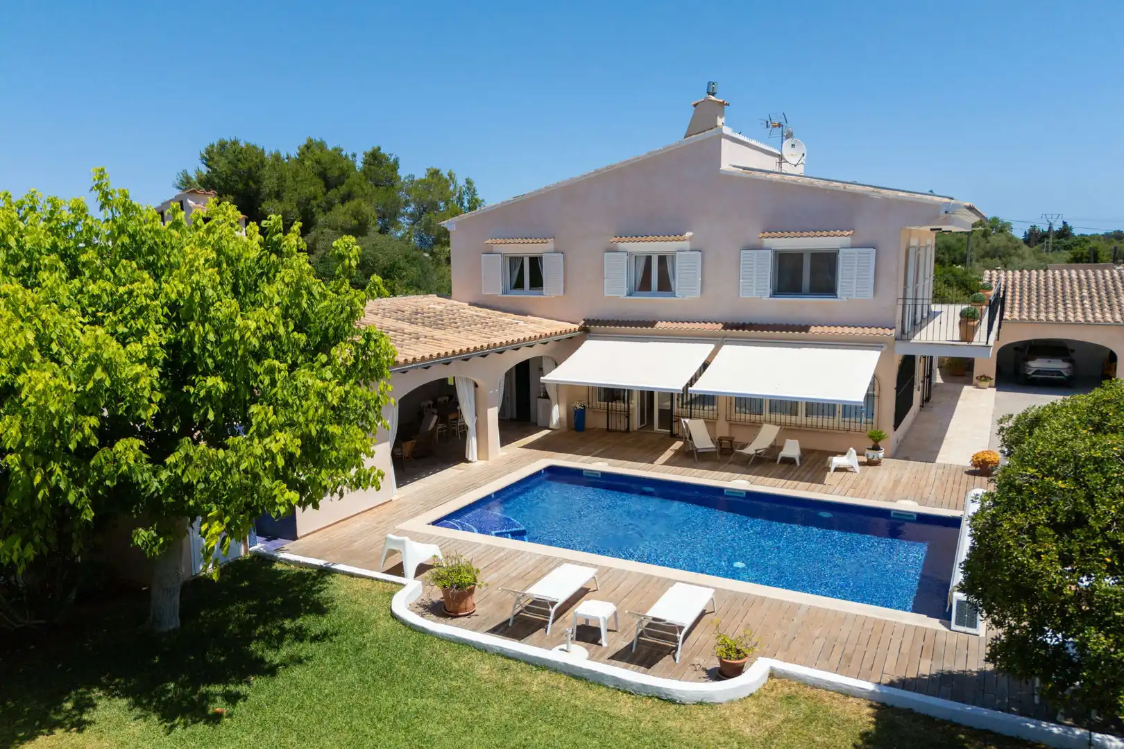Jardín de Finca rústica en venta en Muro con Aire acondicionado, Terraza y Amueblado