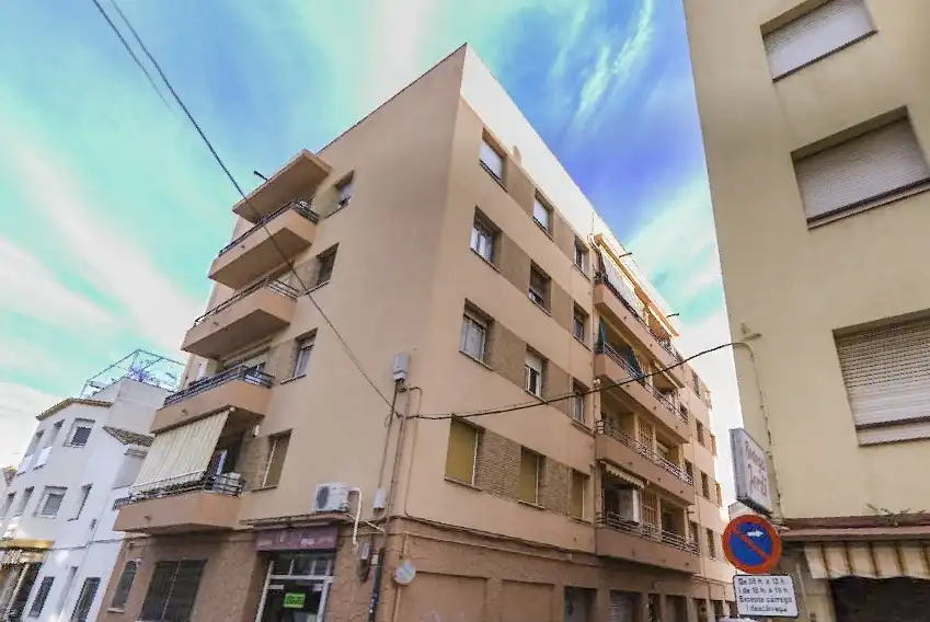 Flat for sale in C/ Barcelona