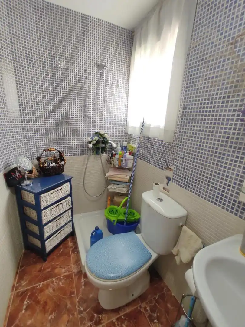 Badezimmer von Haus oder Chalet zum Verkauf in Turís mit Terrasse, Abstellraum und Schwimmbad