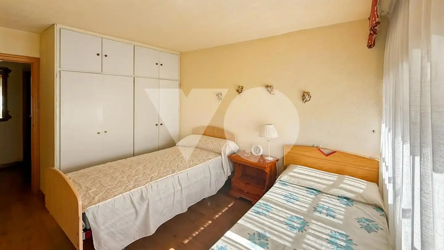 Schlafzimmer von Wohnung zum Verkauf in Madrid mit Heizung und Möbliert