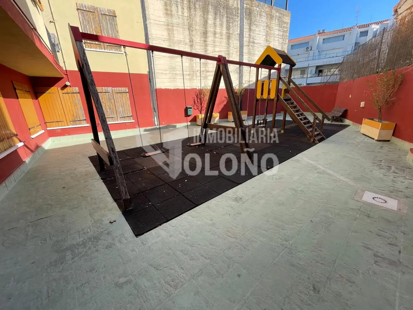 Flat with terrace for sale in Avenida de la Paz 20B, imagen 4