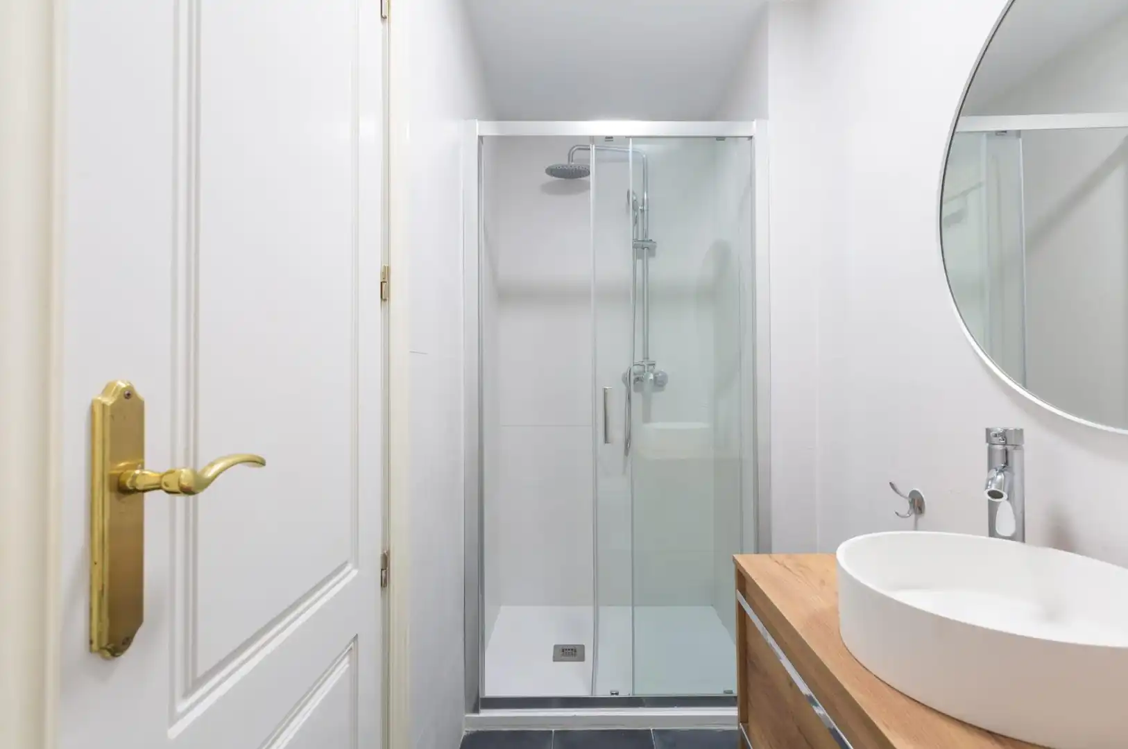 Badezimmer von Wohnung zum Verkauf in Centro