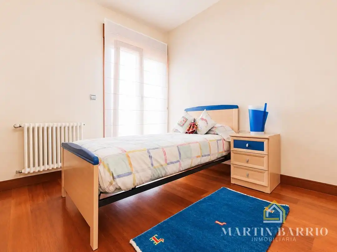 Habitación de Casa o chalet en venta en Muskiz con Aire acondicionado, Calefacción y Jardín privado