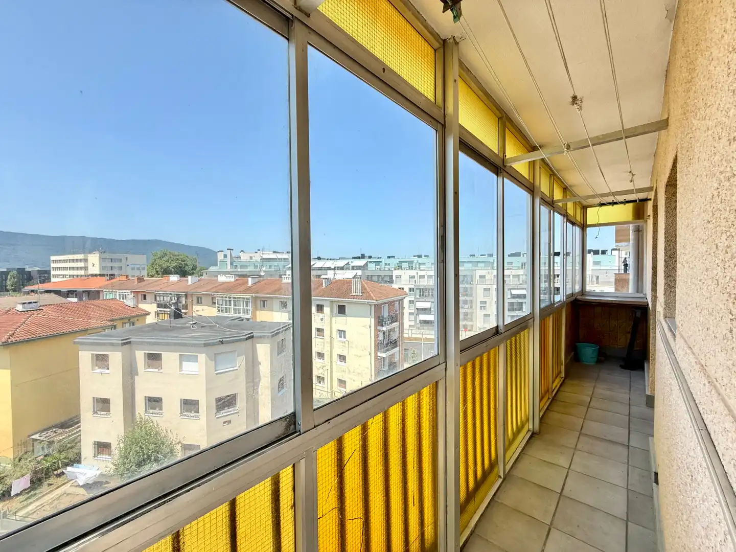 Terrassa de Pis en venda en Irun  amb Moblat i Balcó