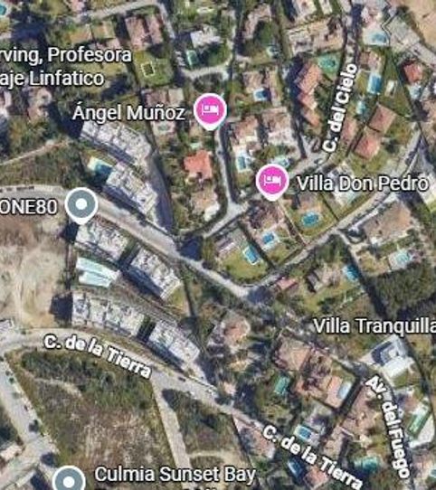 Foto 2 de Piso en venta en Guadalobón, Estepona