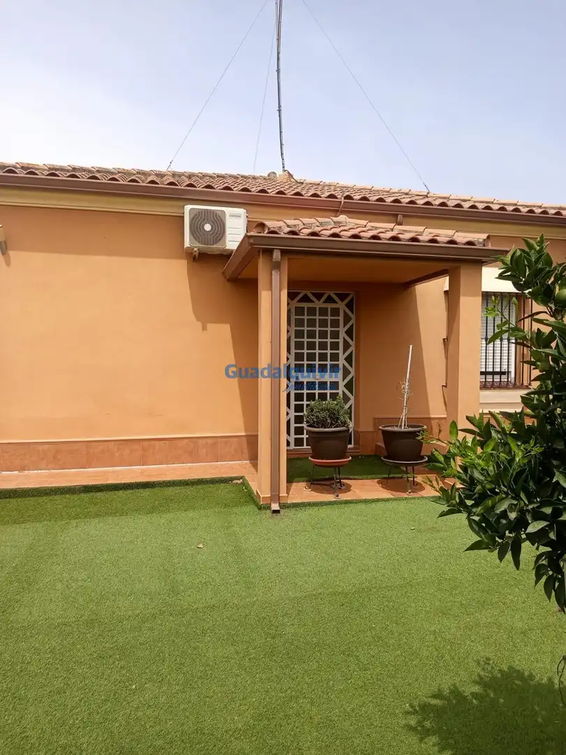 Villa con piscina in vendita a Entrenúcleos, imagen 61