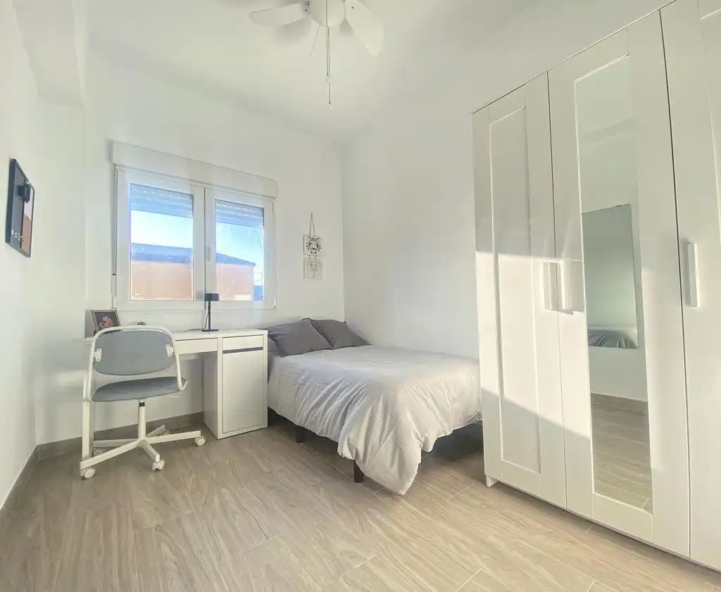 Bedroom of Flat for sale in Murcia  with Air Conditioner, Private garden and Furnished