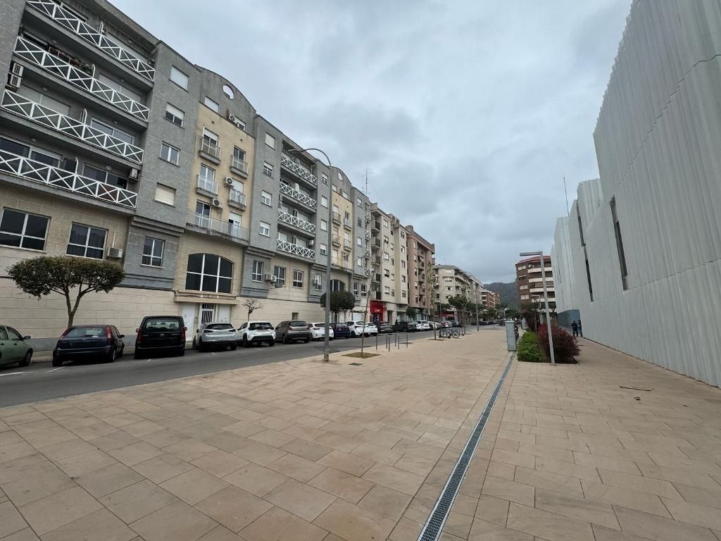Vista exterior de Pis en venda en Gandia